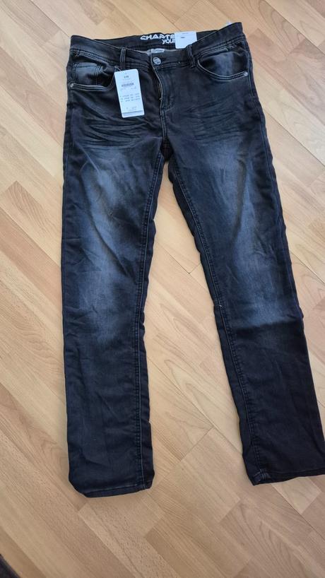 Chlapcenske strecove rifle-nenosene, chapter young,170