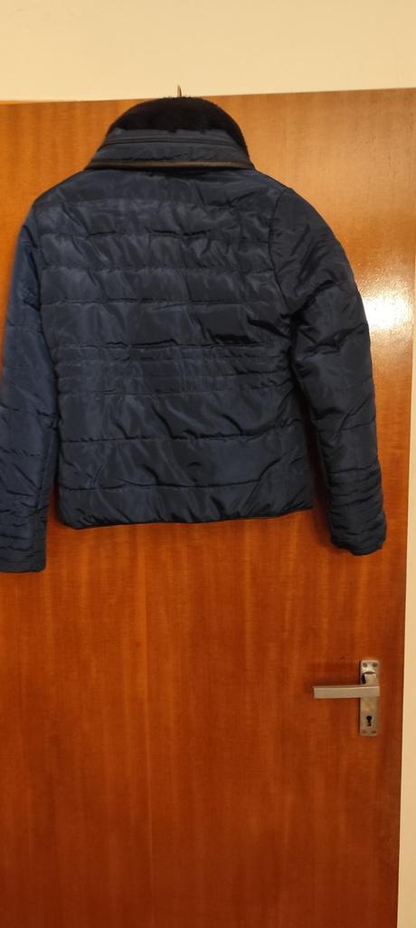 Vetrovka lemon beret, 146