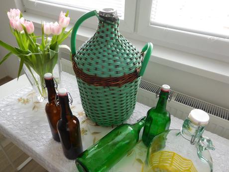 Sklo opletené / čisté fľaše zelené, hnedé,, 