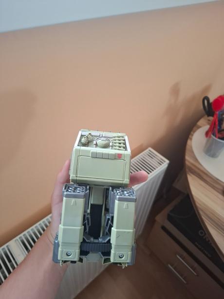 Transformers autobot hound, 