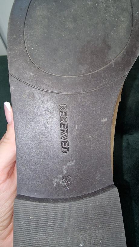 Poltopánky, reserved,36