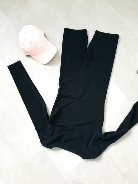 Moderný overal xs, only,xs