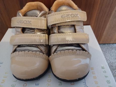 Geox zlaté č.20, geox,20