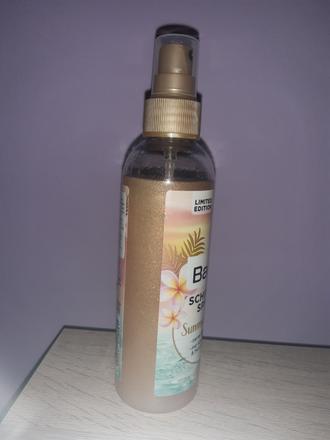 Trblietavý telový sprej, 