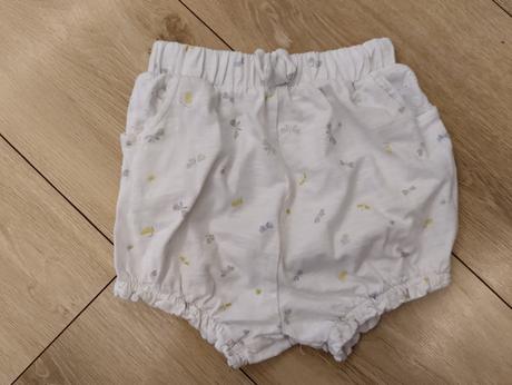 Kraťasky, mothercare,92
