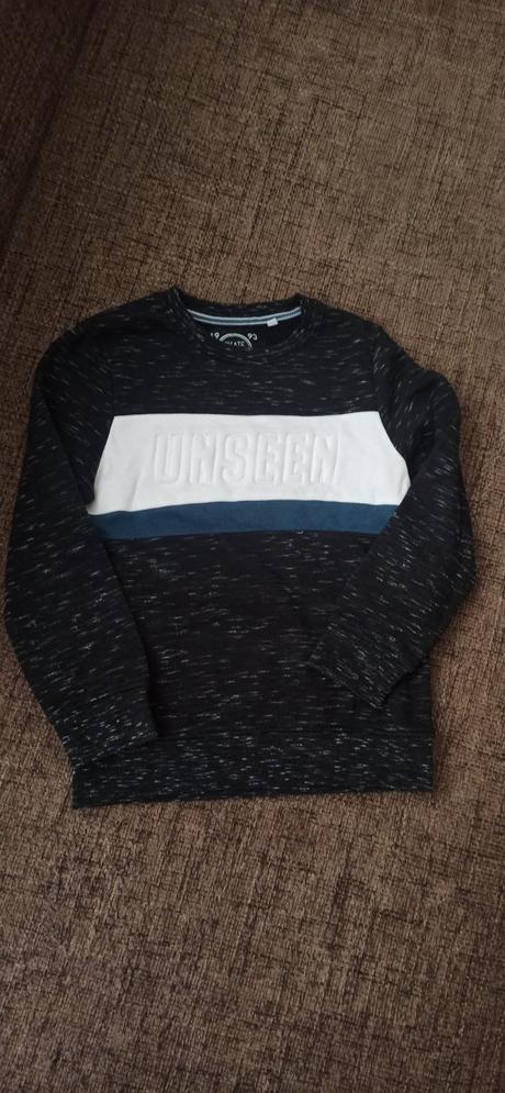 Čierny pulover, c&a,134