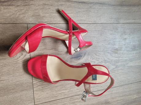 Lakované kožené sandálky baťa 36, baťa,36