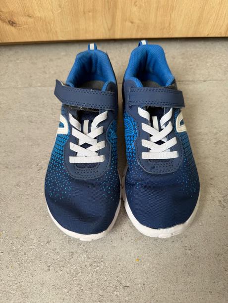 Lahucke tenisky na telesnu, decathlon,32