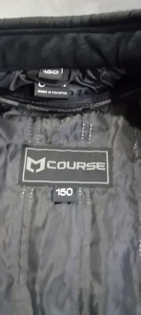 Bunda na motorku s poštou, 152