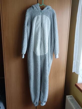 Domáci overal, takko,152