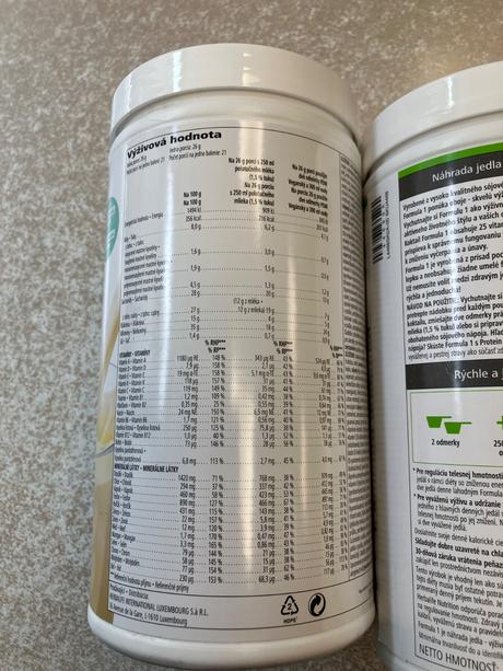 F1 - vyvážené jedlo - ananás kokos - limitka, 