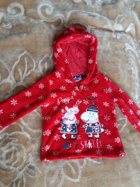 Chlpatá mikinka 92, výborný stav, 92