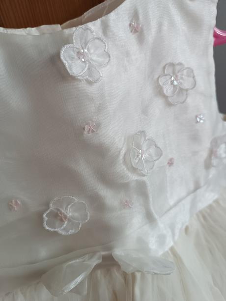 Slávnostné šatôčky s bolerkom, 86