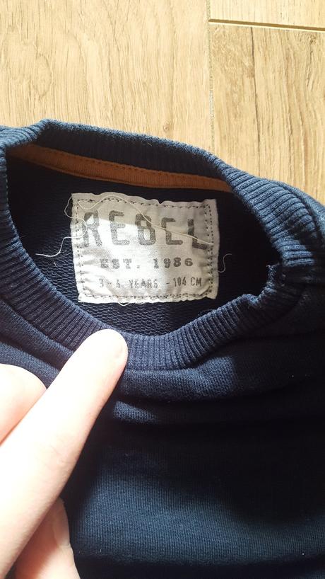 Mikinka č.98, rebel,98