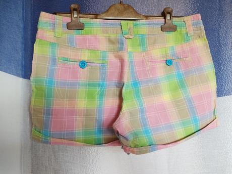 Dúhové šortky, m