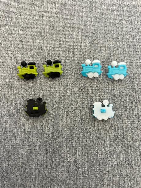 Vláčikové gombíky,