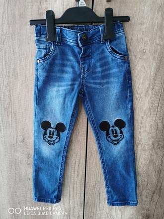 Chlapčenské rifle, disney,98