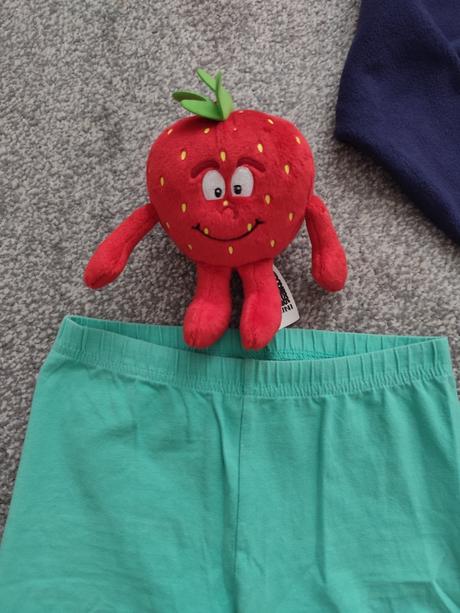 Mix oblečenia, 122–134