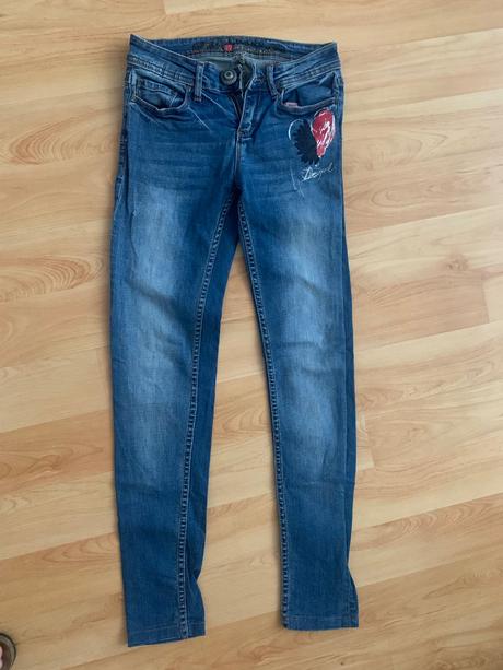 Dámske značkové oblecenie, s