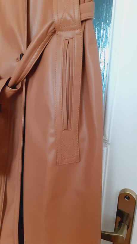 Koženkova vesta s-m, zara,s