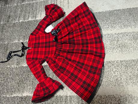 Dievčenské šaty, 116 - 146