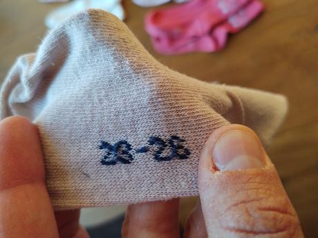 Dievčenské ponožky, veľ.23-26, 23