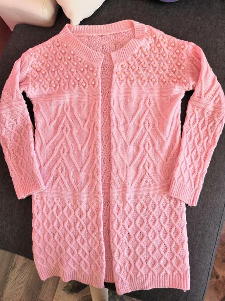 Elegantný kardigan s perlami, 