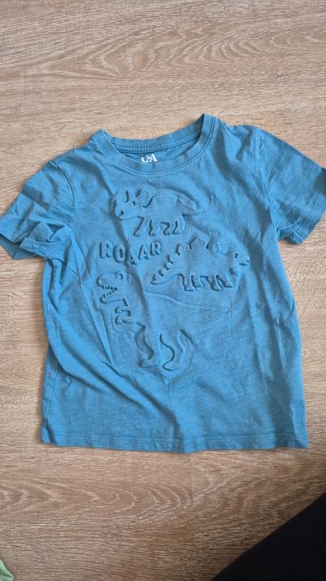 Tricko c&a dino 116, c&a,116