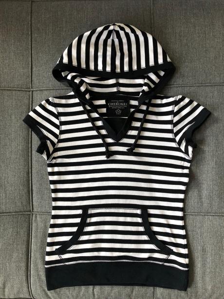 Bavlnené tričko s kapucňou, 36