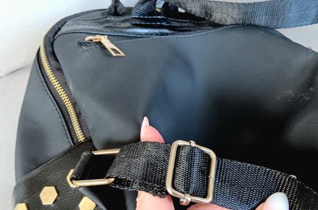 Menší dámsky ruksak, 