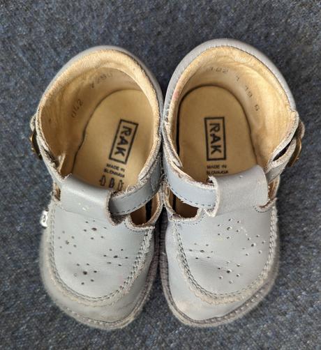 Rak capačky 19, rak,19