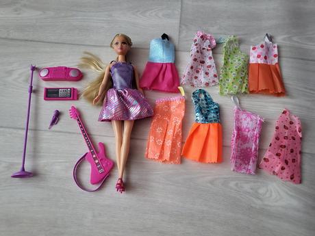 Babika barbie spevacka, 