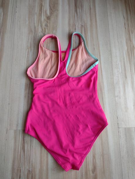 Celé plavky, nabaiji,134