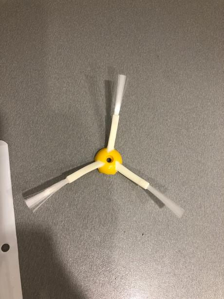 Irobot roomba metlicka, 