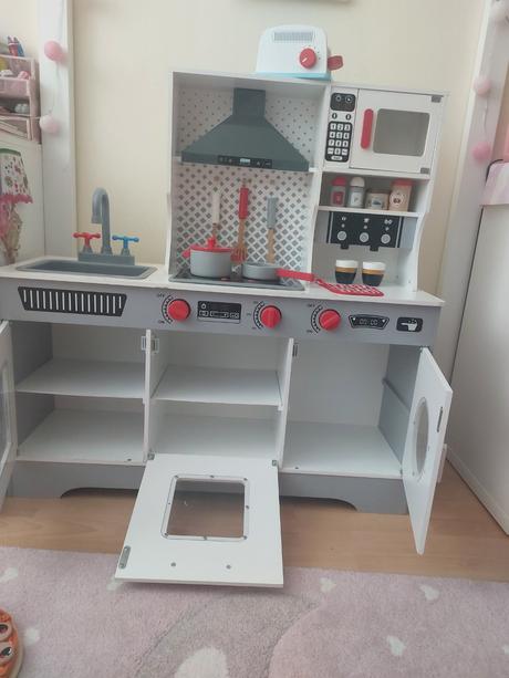 Drevená kuchynka zn. small foot,