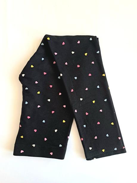 Legíny s farebnými srdiečkami, h&m,140