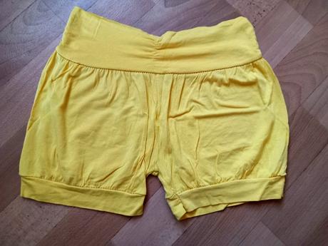 Šortky, kraťasy, s