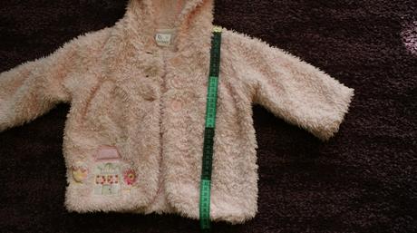 Chlpatkovy kabatik s uskami, 80