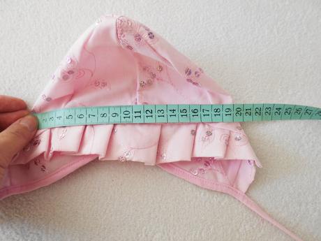 Ružová čiapka s flitrami, 56