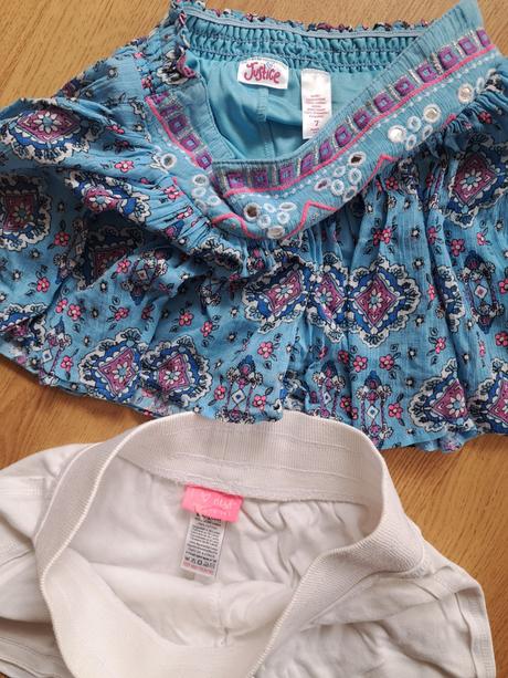 2x kraťasy v.128/134, next,128