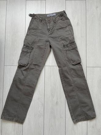 Kapsáčové nohavice, bershka,32