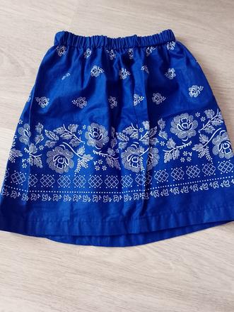 Sukňa ľudoví motív 104 - 122,