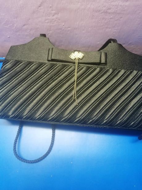 Spoločenská kabelka, 