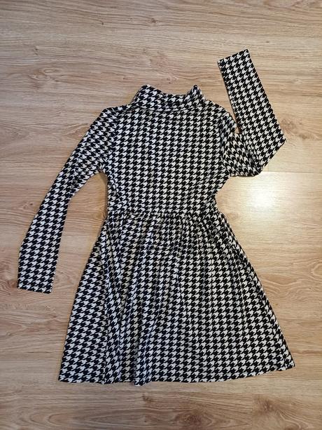 Krásne šaty nové, 158