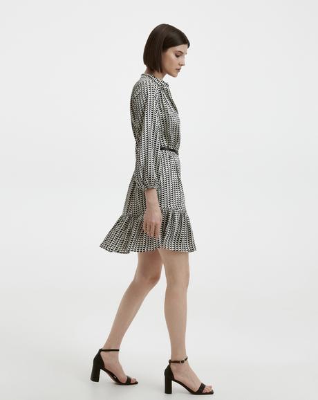 Šaty s opaskom reserved, reserved,l