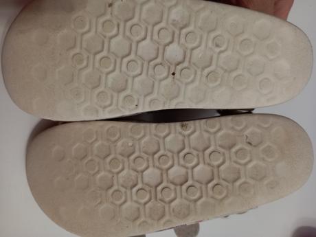 Sandalky, protetika,28