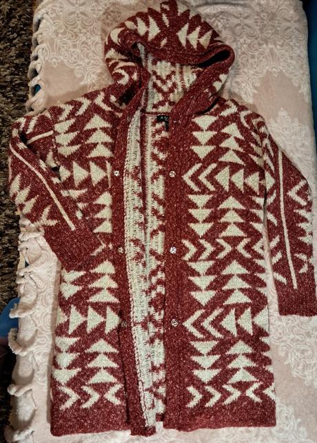 Teply sveter s, amisu,s