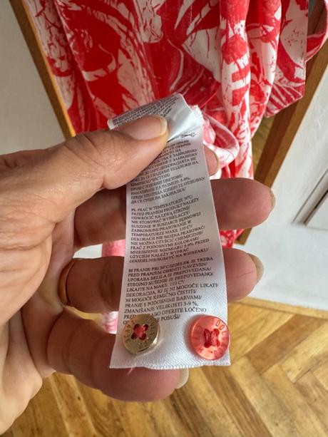 Nové šaty z viskoza značka heavy tools xs -s, s / xs