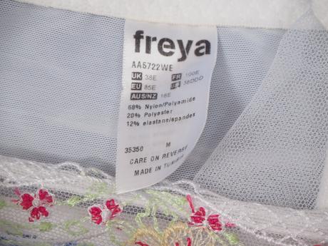 Luxusná čipkovaná podprsenka freya, 100f