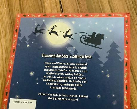 Krasna kniha s listami vianoce s medvedíkom,